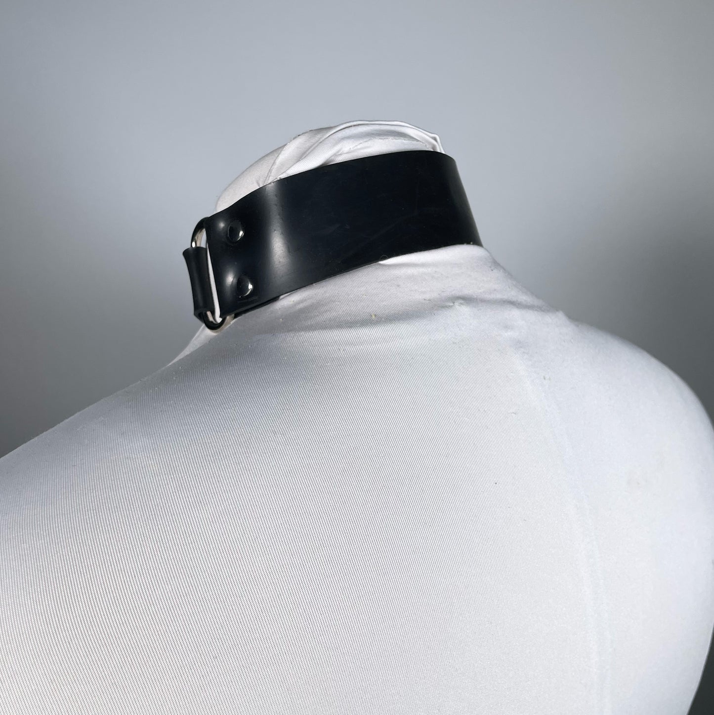 The Minimalist Collar