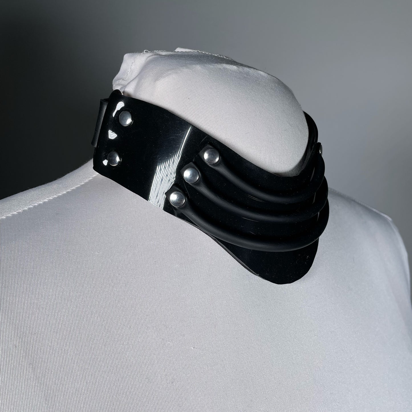 Shadowplay Collar