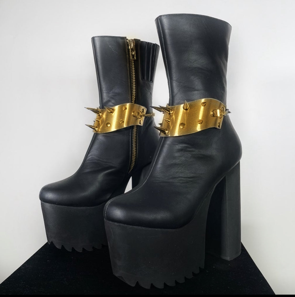 Revenge Ankle Cuff Set- ✨GOLD✨ Limited Edition