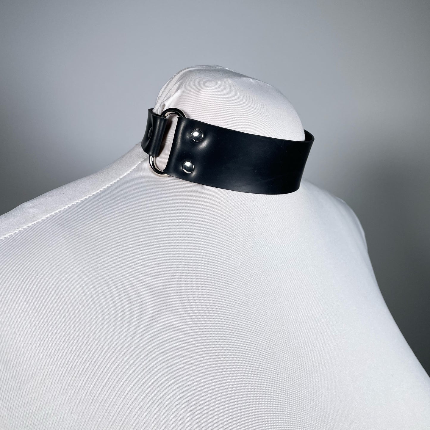 The Minimalist Collar
