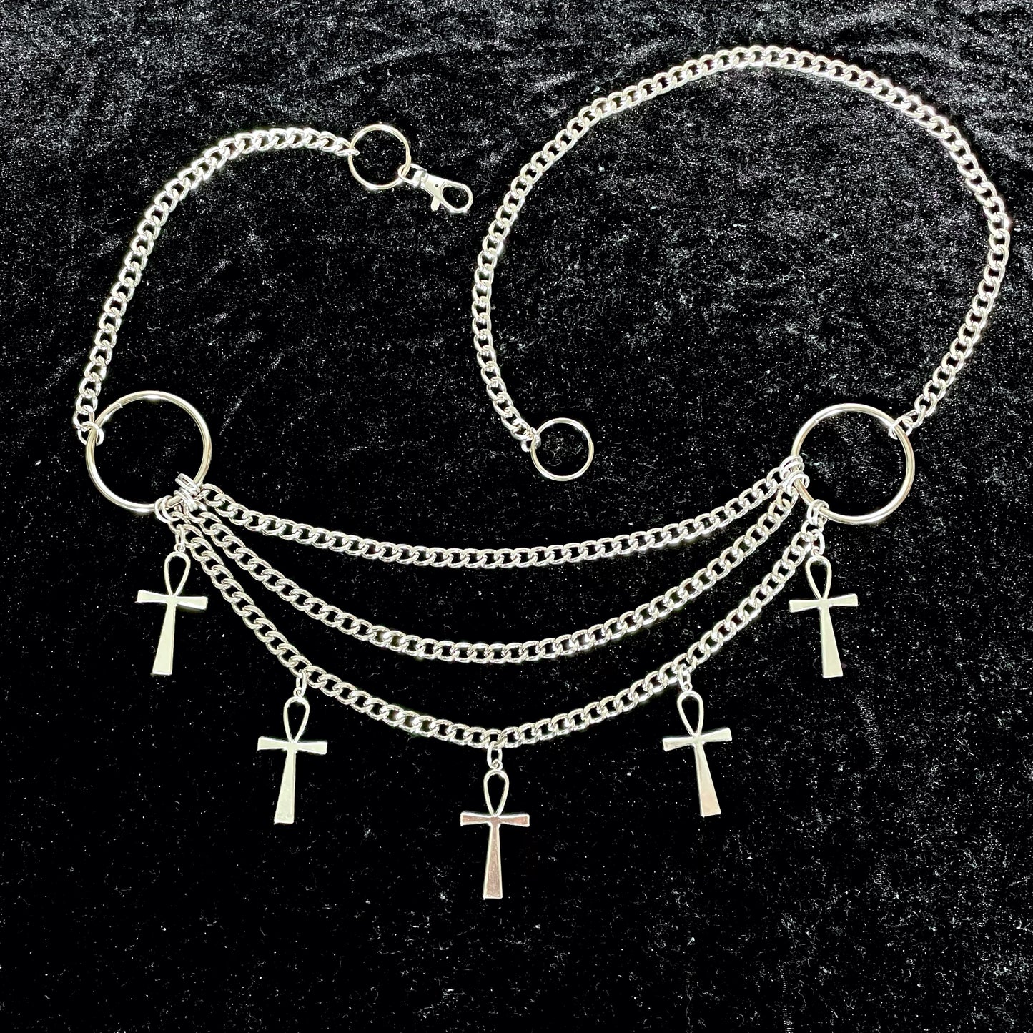 Ankh cross o-ring chain belt occult egyptian goth tradgoth deathrock punk industrial witch
