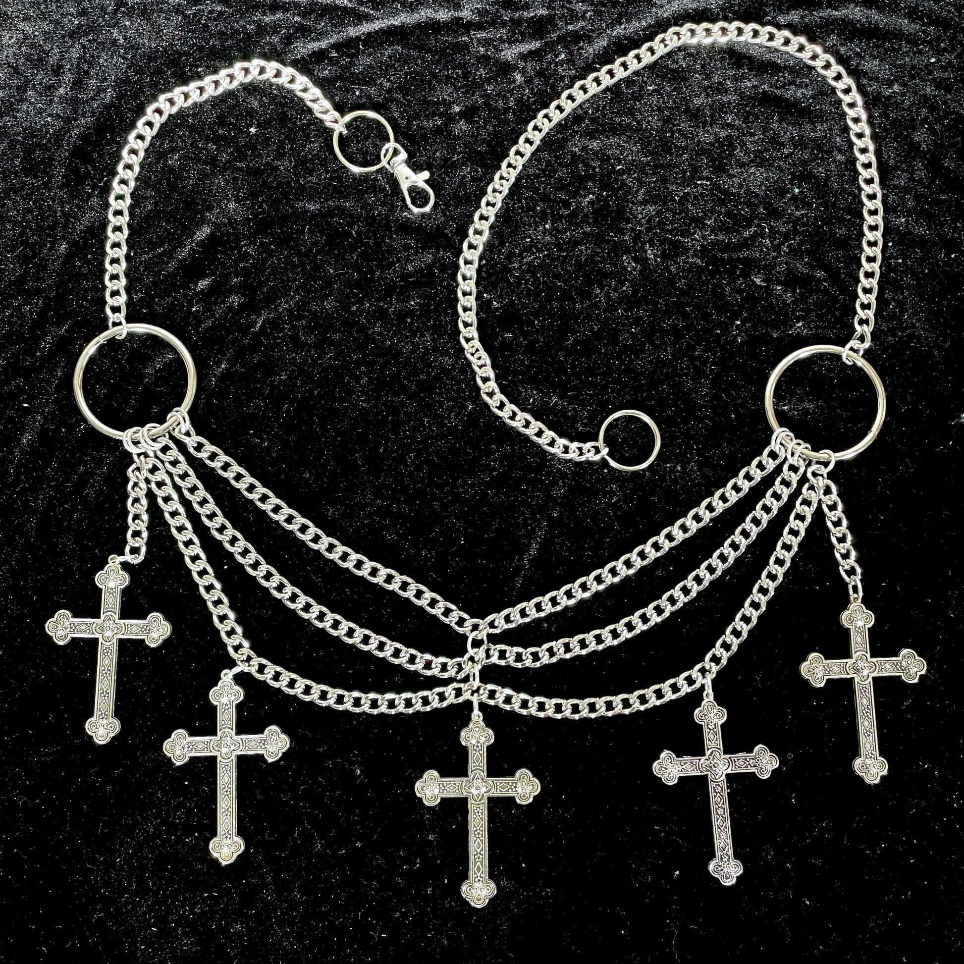 Gothic cross o-ring chain belt goth tradgoth punk deathrock industrial witch
