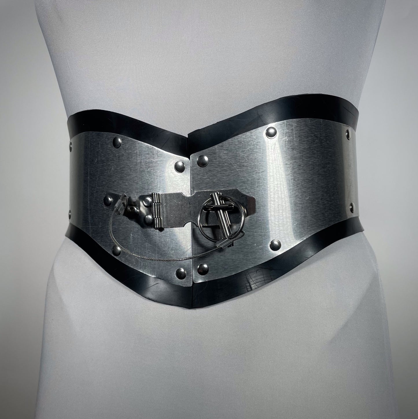 Muscle & Hate Cincher Belt