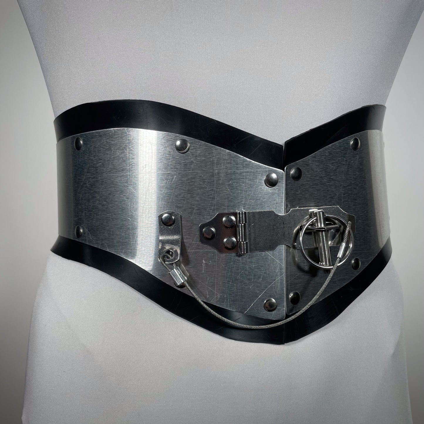 Muscle & Hate Cincher Belt