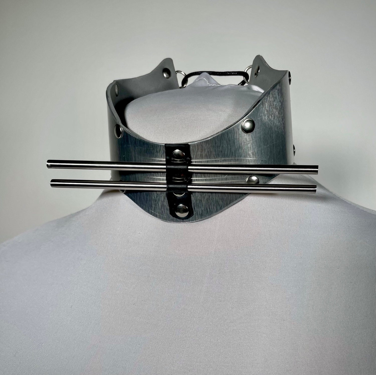 Metal Corset Collar with Bars