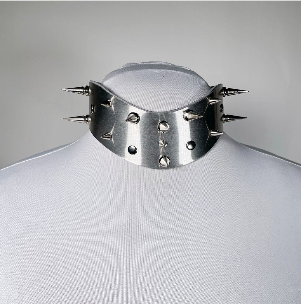 Revenge Neck Collar