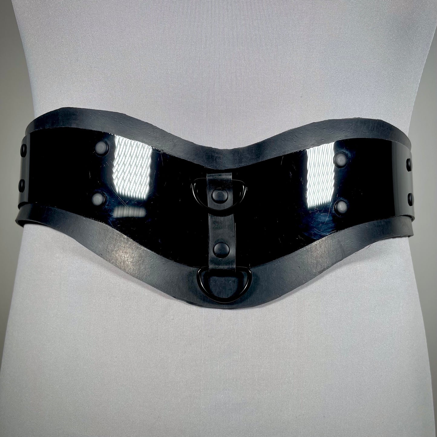 Black plastic and rubber corset belt industrial cyberpunk punk goth tradgoth fetish bdsm bondage 